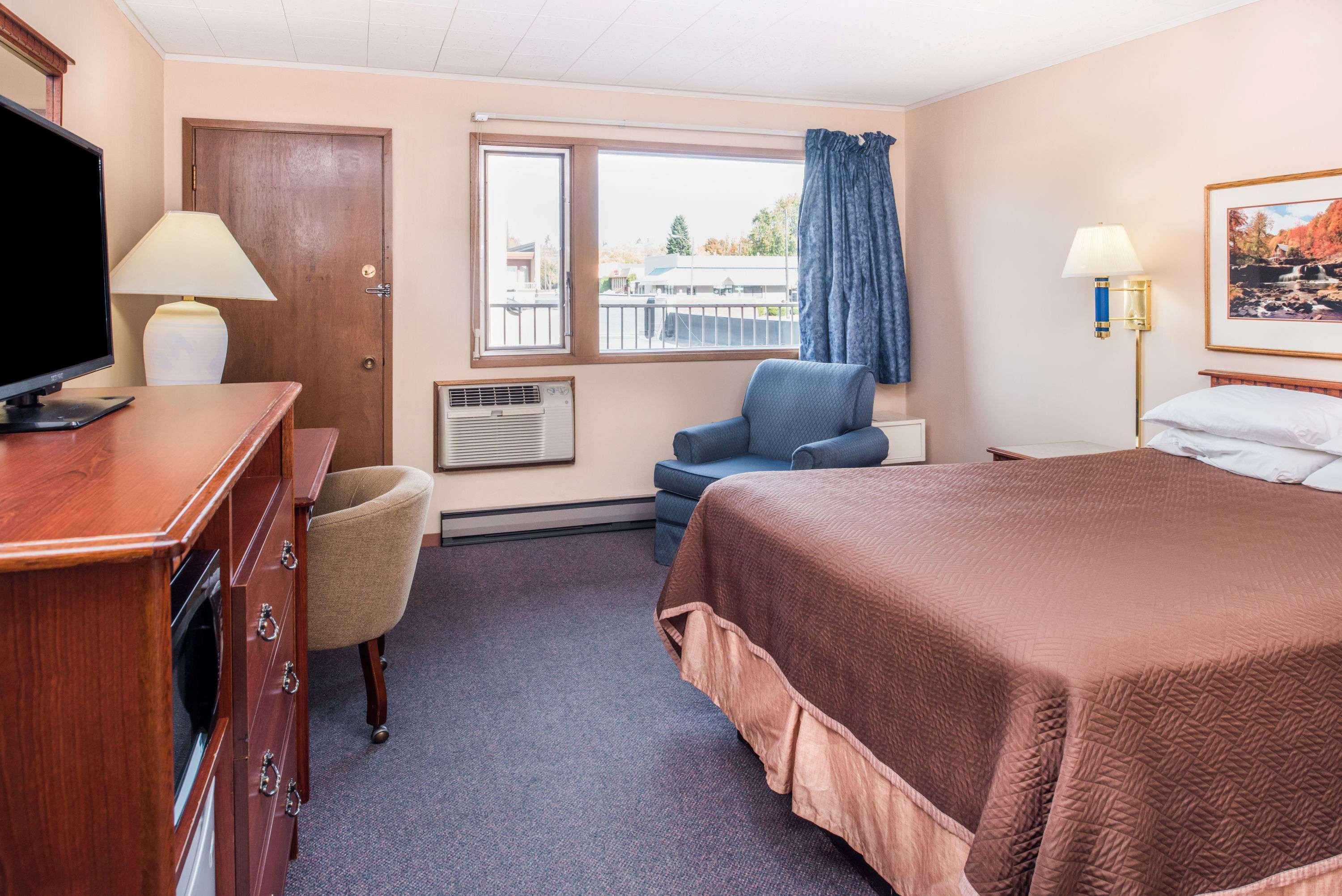 Travelodge By Wyndham Kalispell Zewnętrze zdjęcie