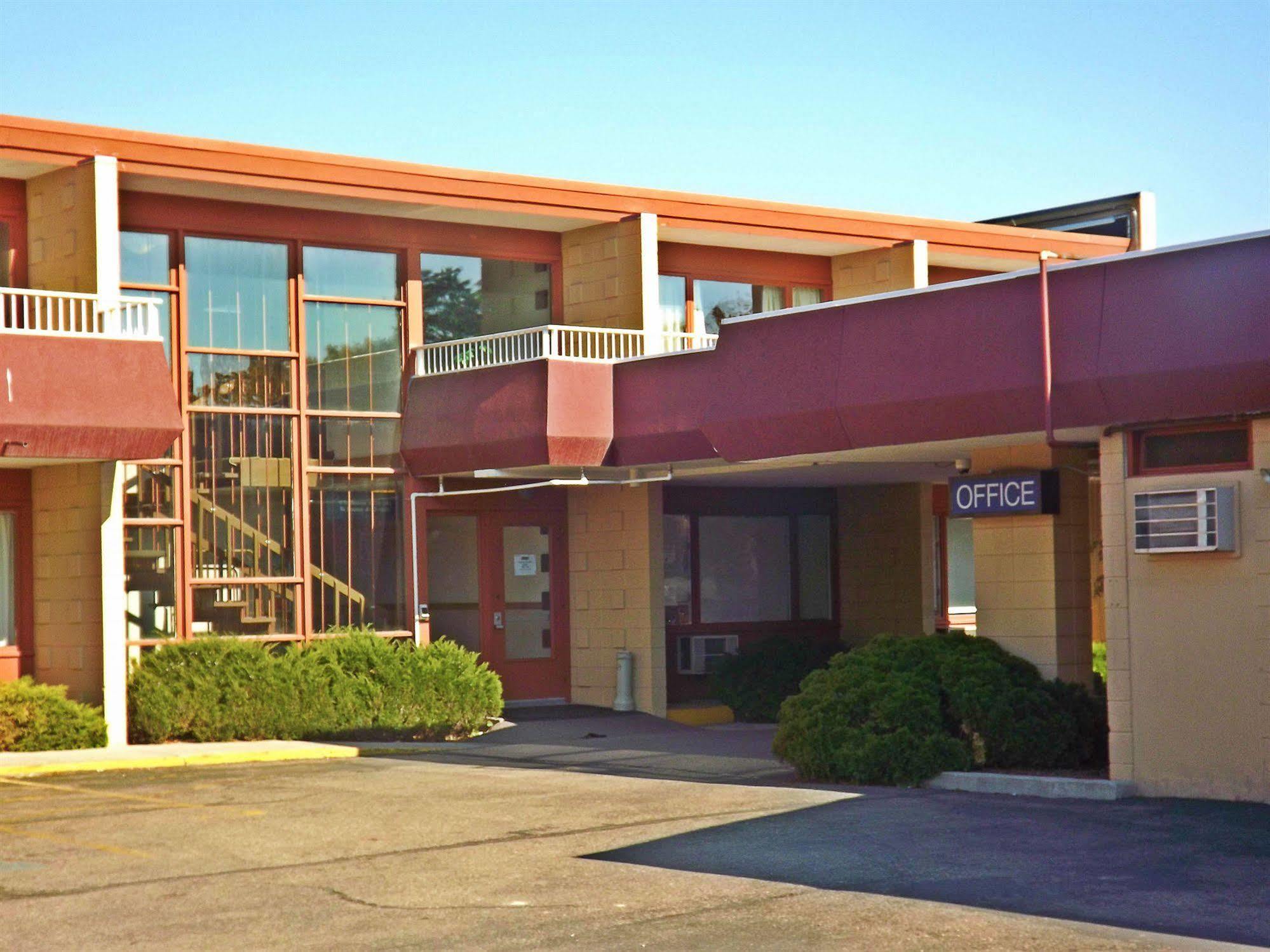 Travelodge By Wyndham Kalispell Zewnętrze zdjęcie