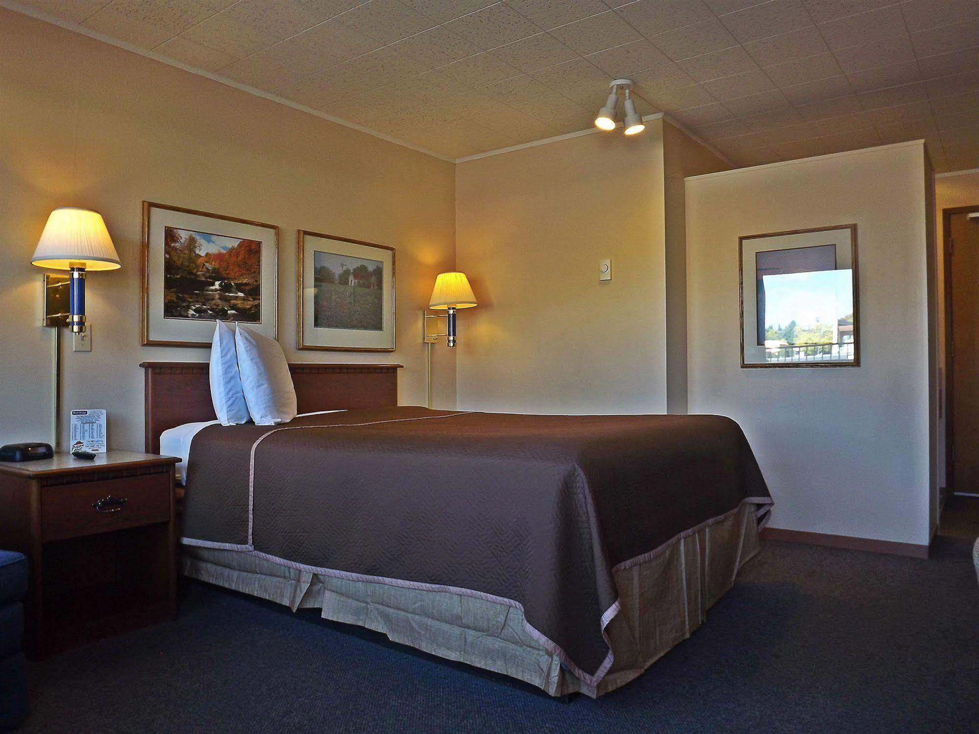 Travelodge By Wyndham Kalispell Zewnętrze zdjęcie